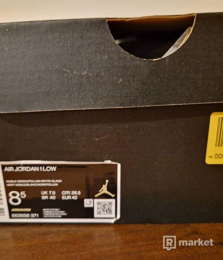 Air Jordan 1 Low / Green toe
