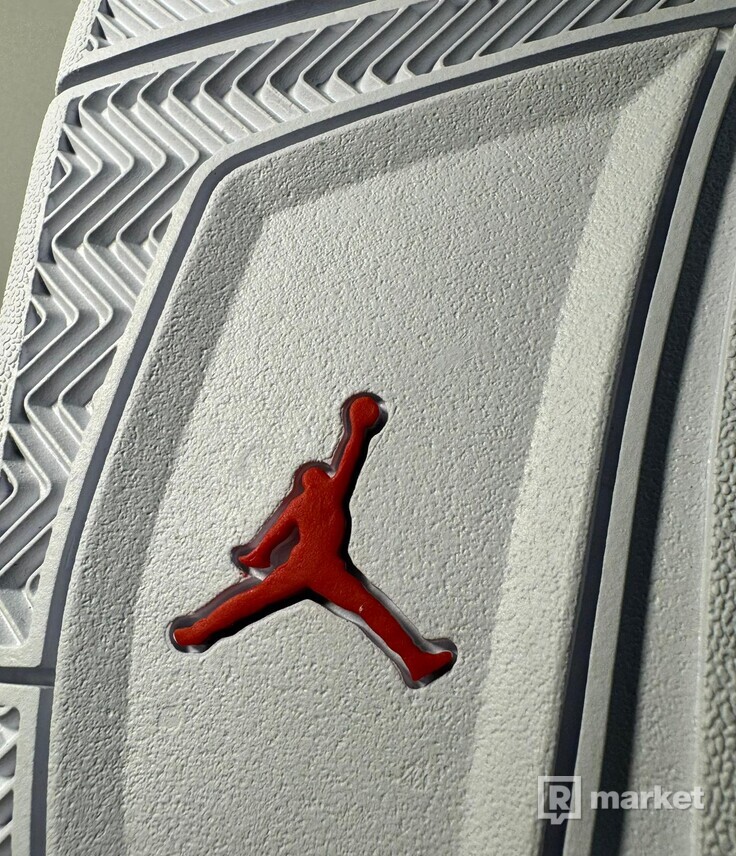 Air Jordan 4 Oreo