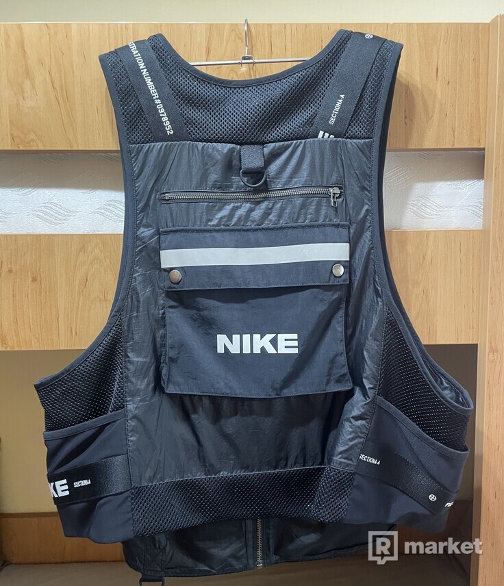 Nike City Made Vest