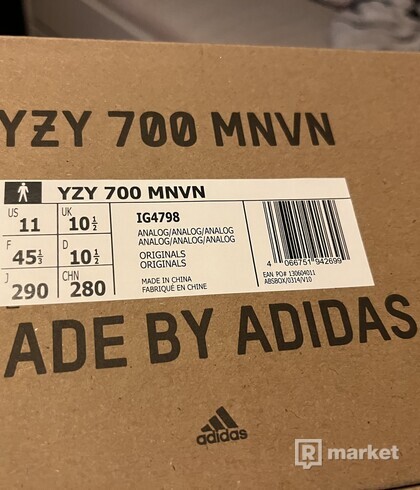 Adidas Yeezy 700 MNVN
