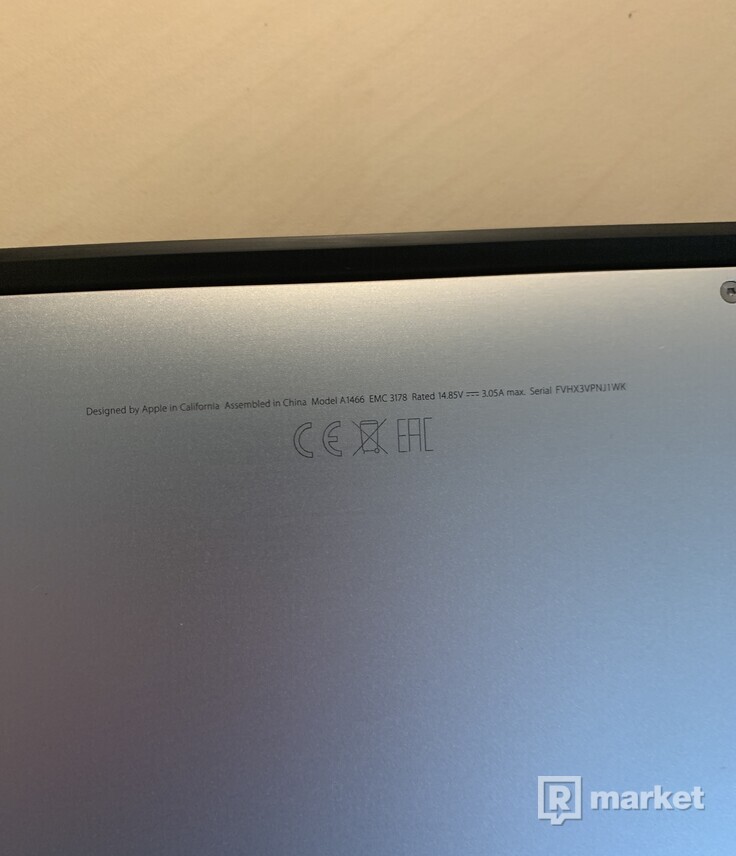 Apple Macbook Air 13 128GB (2017)