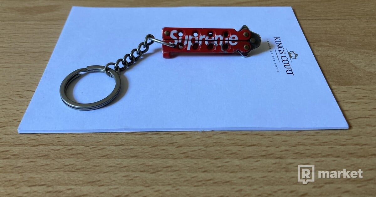 Supreme butterfly knife keychain red clearance