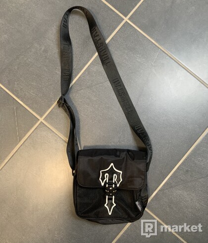 Trapstar Irongate T Cross-Body Bag Black