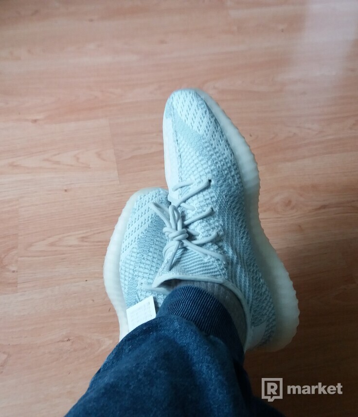 Adidas Yeezy Boost 350 V2 Cloud EU46 White