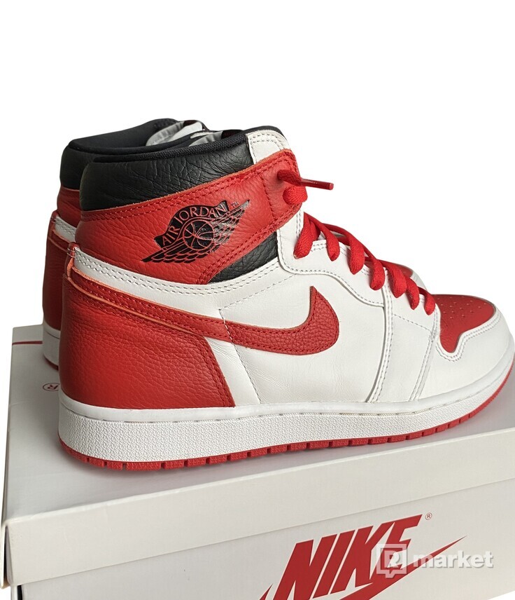 Nike Jordan 1 high heritage