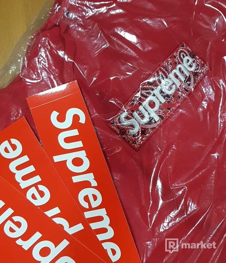 Supreme box logo bandana hoodie