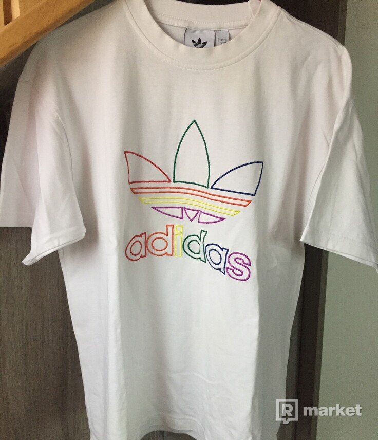 Adidas tričko