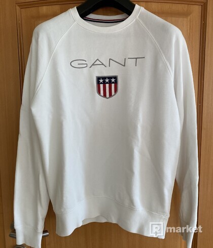 GANT Logo Sweatshirt
