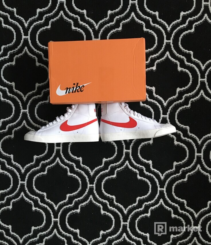 Nike blazer mid 77