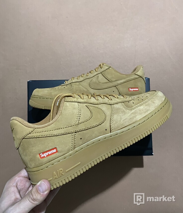 Air Force 1 low x Supreme Flax