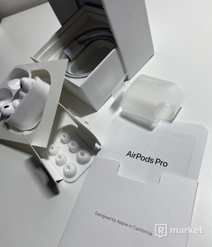 Apple AirPods Pro 2. generácie