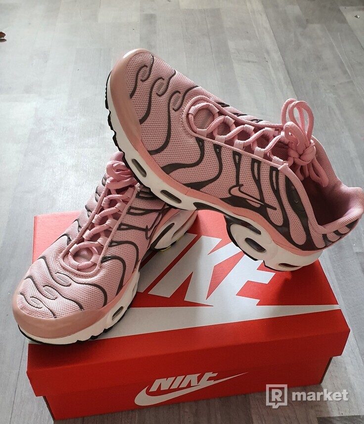 Nike air max plus pink blaze