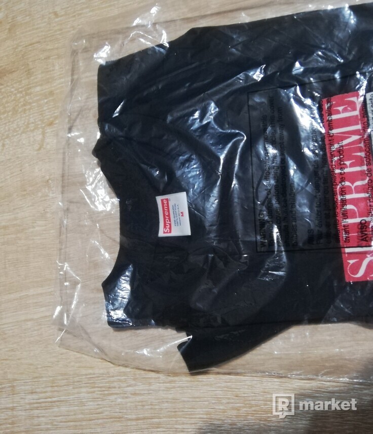 Supreme Loved by the children tee