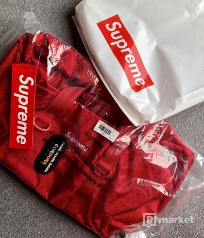 Supreme Duffle Bag 019 /red/