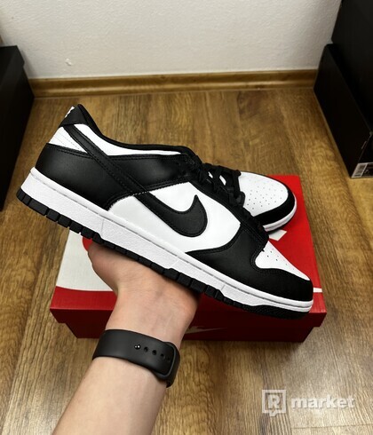 Nike Dunk Low Black & White Panda