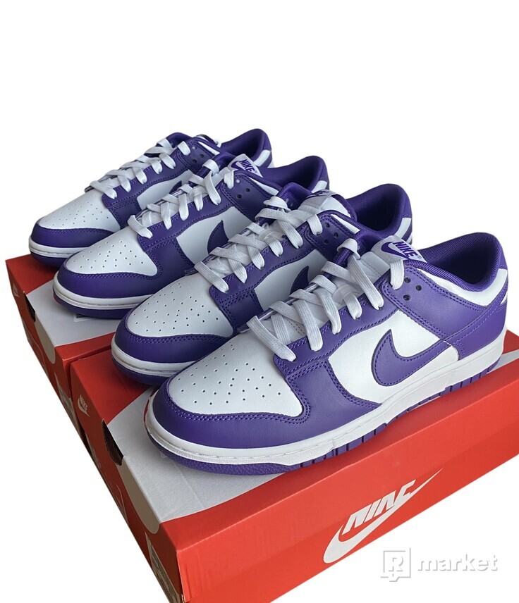 Nike Dunk court purple