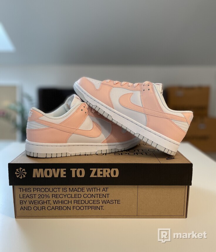 Nike dunk low Pale Coral
