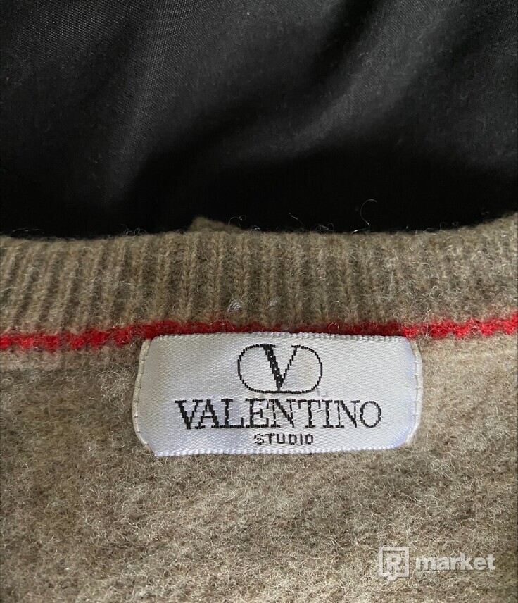 Valentino sveter 100 % Virgin wool
