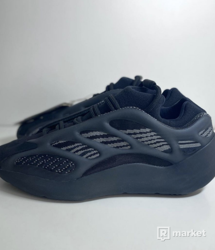Adidas Yeezy 700 V3 Dark Glow