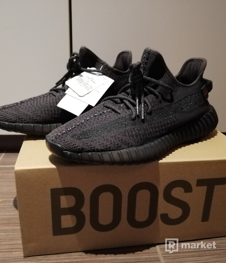 YEEZY BOOST 350 V2 BLACK 390 € ALL IN