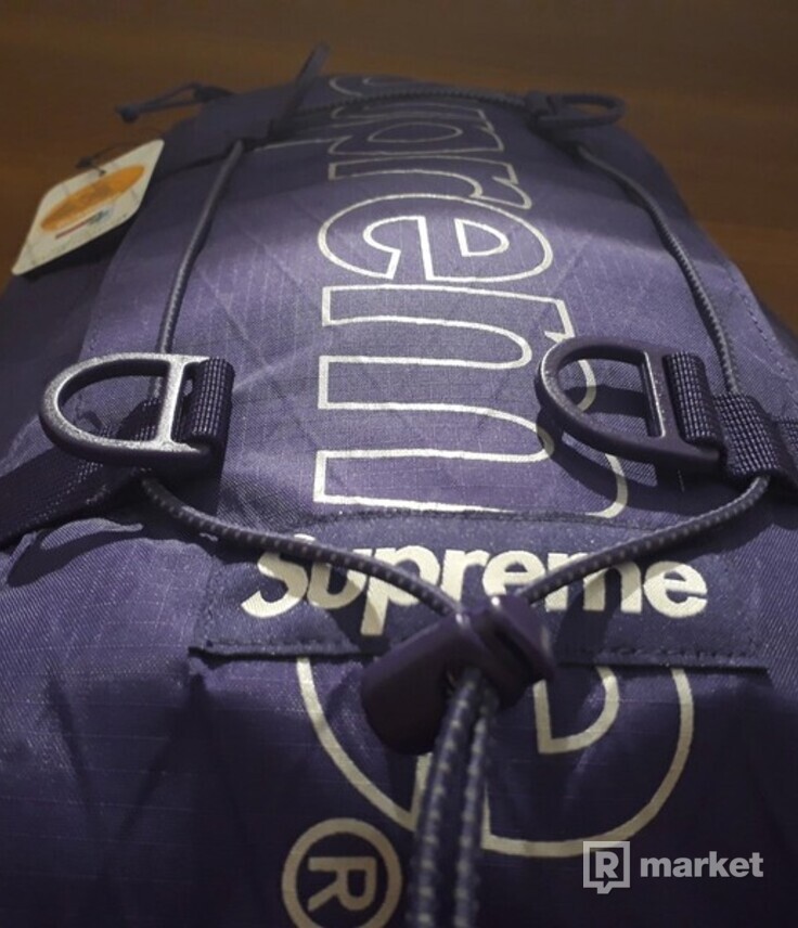 Supreme Backpack FW/18 Purple