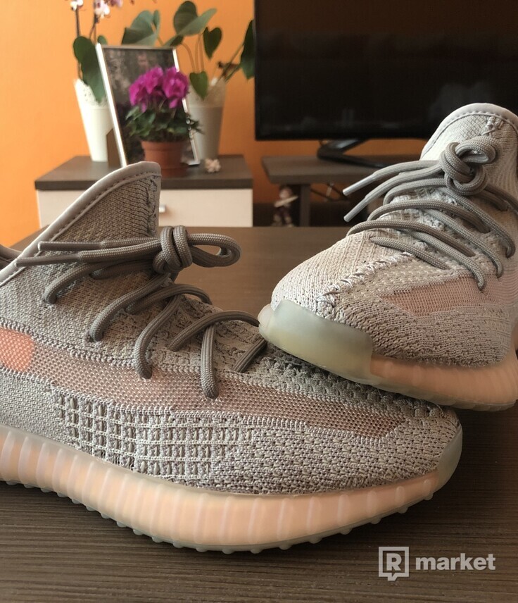 Yeezy boost v2 TRFRM