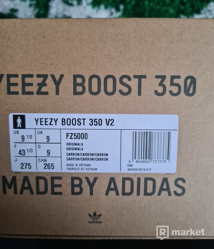 Adidas Yeezy Boost V2 Carbon