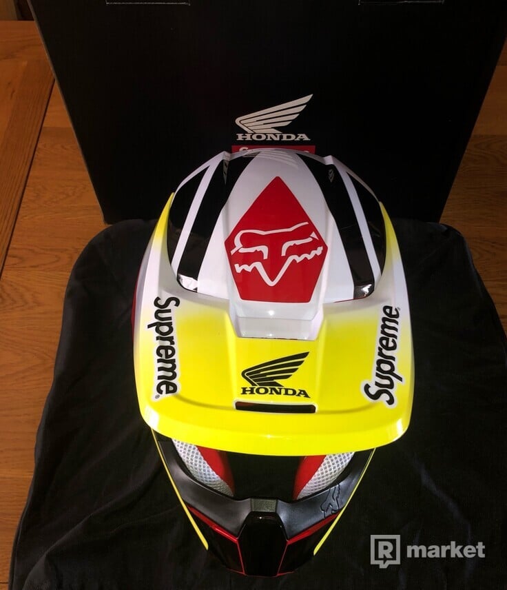 Supreme Honda Fox Racing V1 Helmet