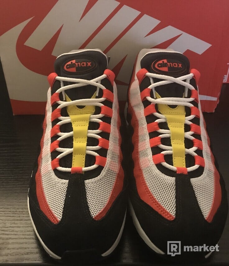 Nike Air Max 95 ‘Black Crimson’