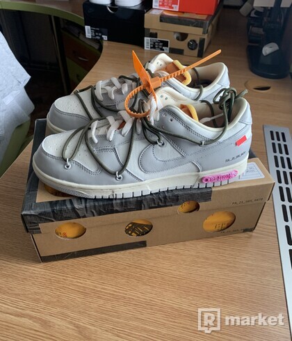 Nike x Off White ‘Dunk Low’ Lot 22