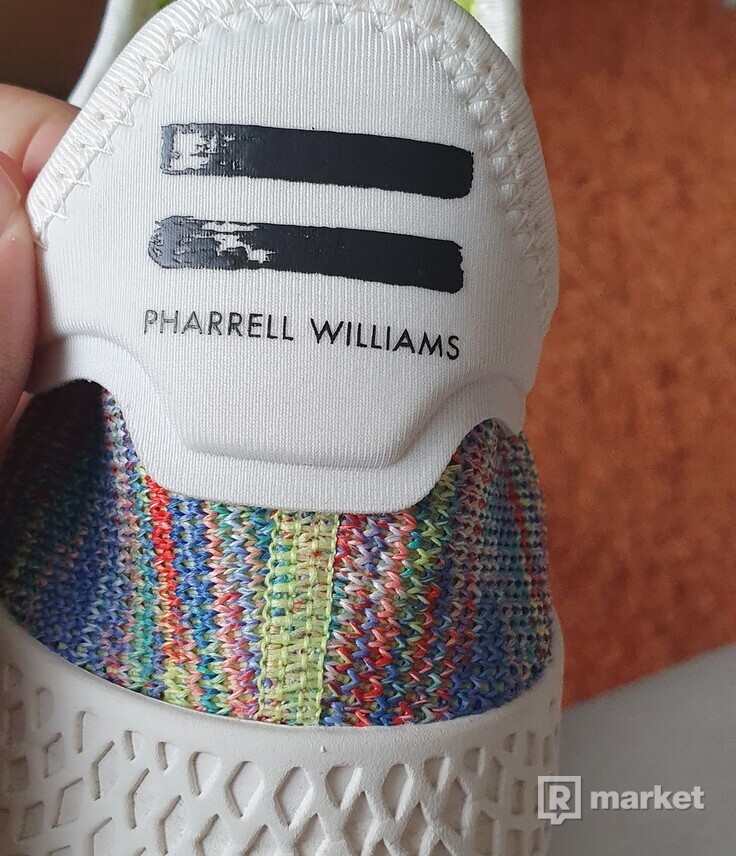 Adidas Pharell Tennis HU Primeknit Pride