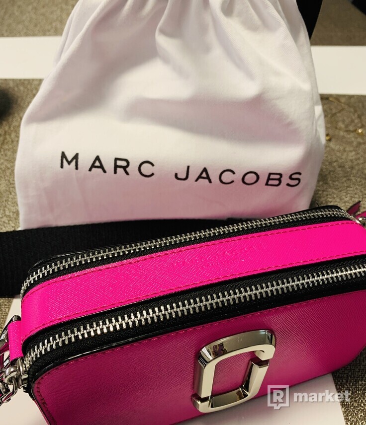 Marc Jacobs phonebag