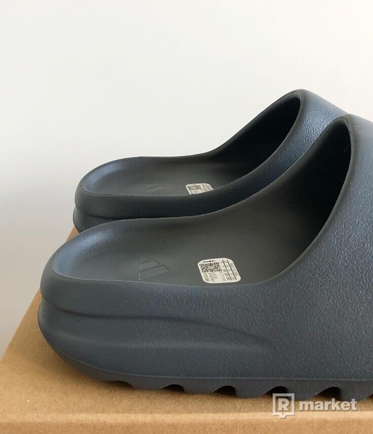 Adidas Yeezy Slide Slate Grey