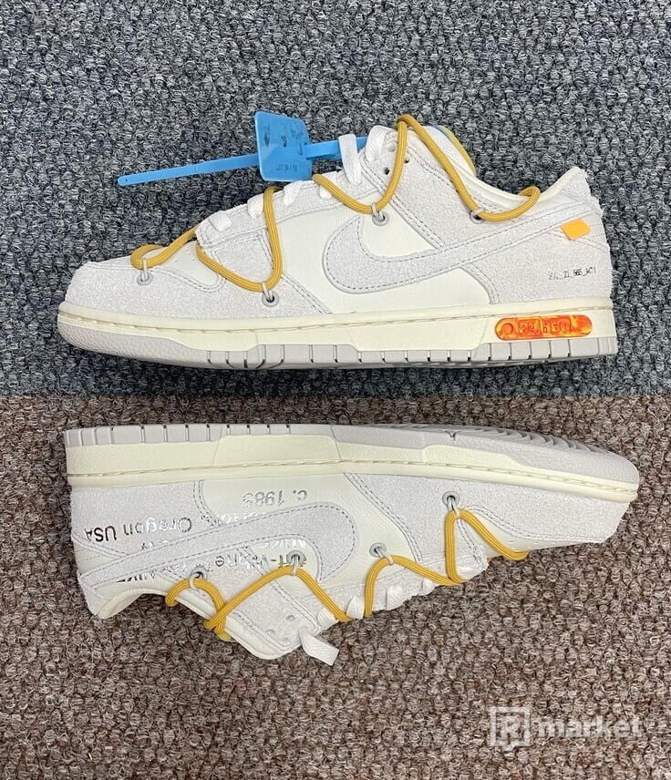 Off-White x Nike Dunk Low Lot 34