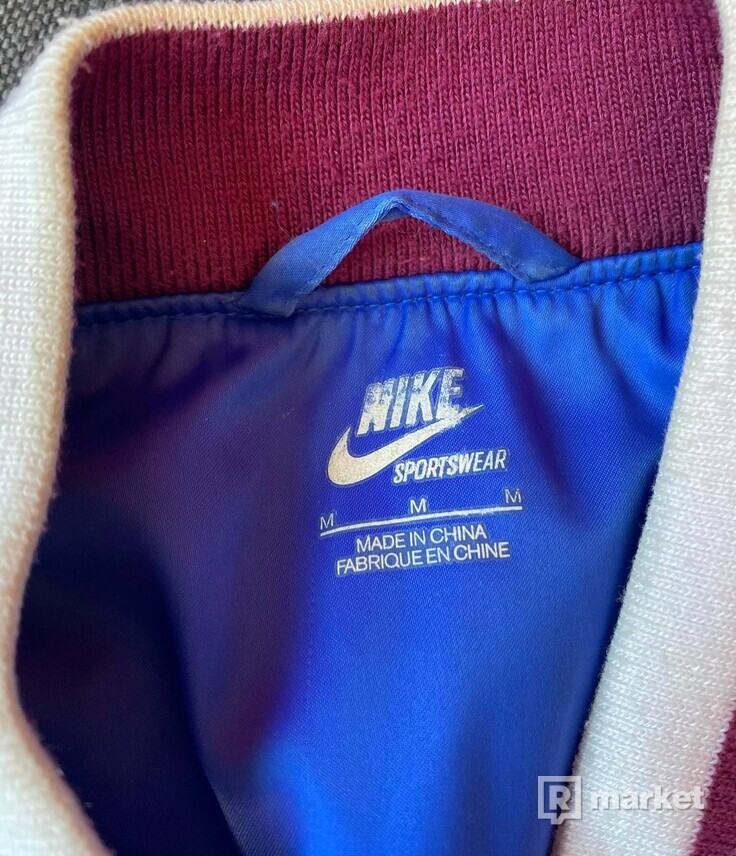Nike bunda / mikina