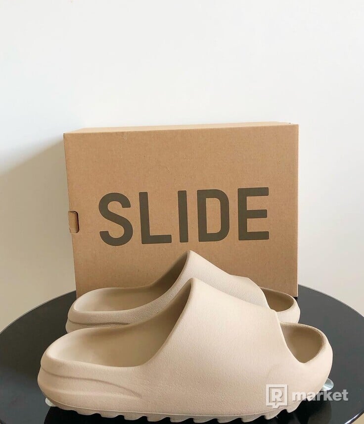Adidas Yeezy Slide Pure