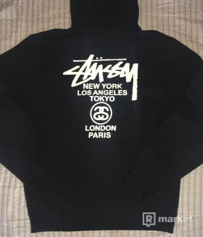 Stussy world tour hoodie M