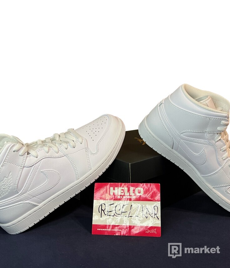 Nike Air Jordan 1 Mid 'Tripple White'