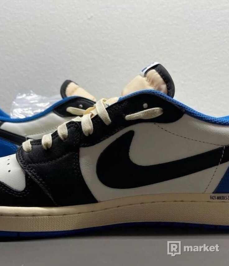 Fragment x Travis Scott Air Jordan 1 Low OG