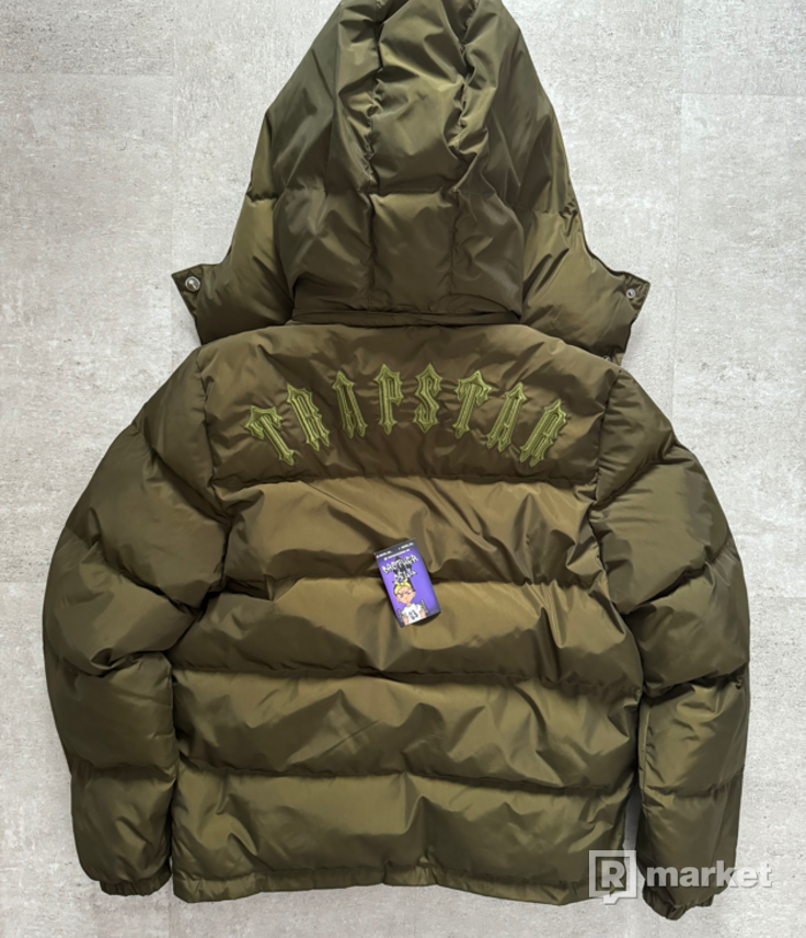 Trapstar Irongate Detachable Hooded Puffer Jacket Camo Green