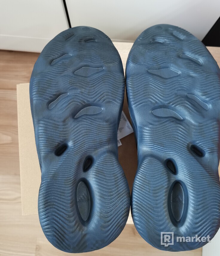 adidas Yeezy Foam RUNNER Mineral Blue US: 11