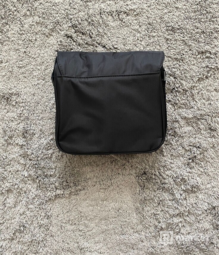 Trapstar Irongate Shoulder Bag - Black/Black