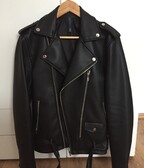 Zara čierna kožená bunda