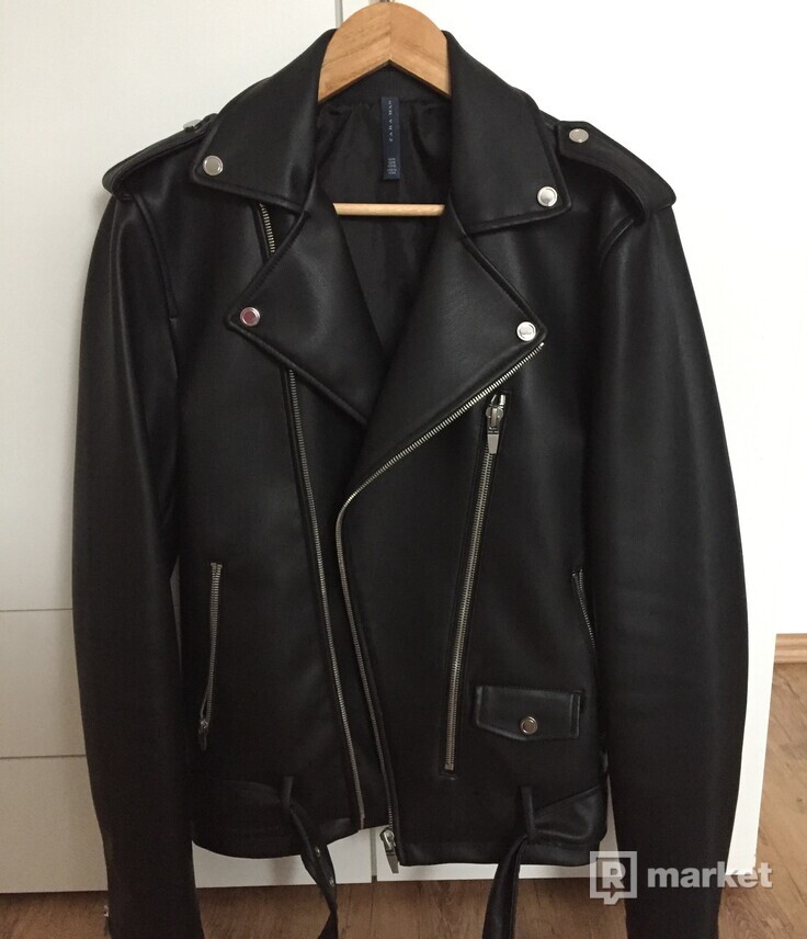 Zara čierna kožená bunda