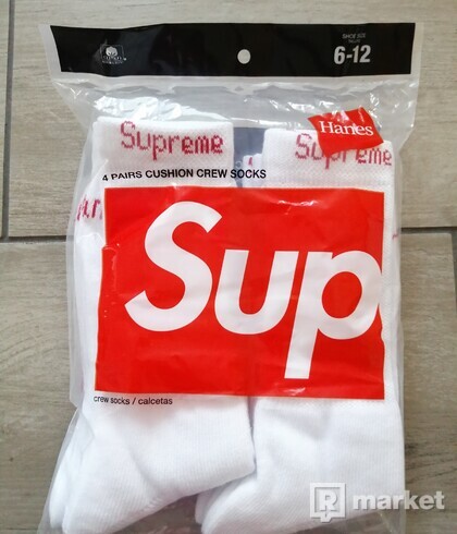 Supreme Socks