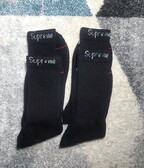SUPREME  Hanes socks black