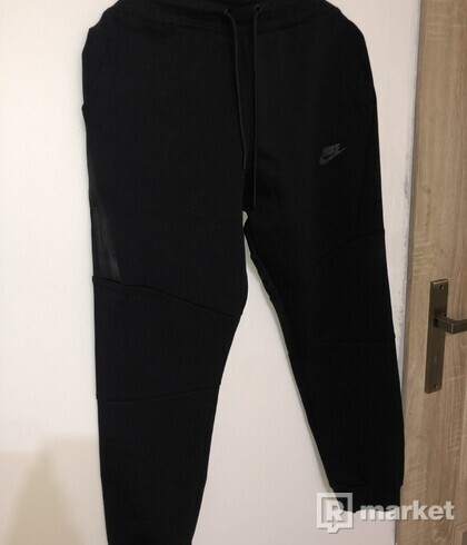 Nike Tech-fleece pants