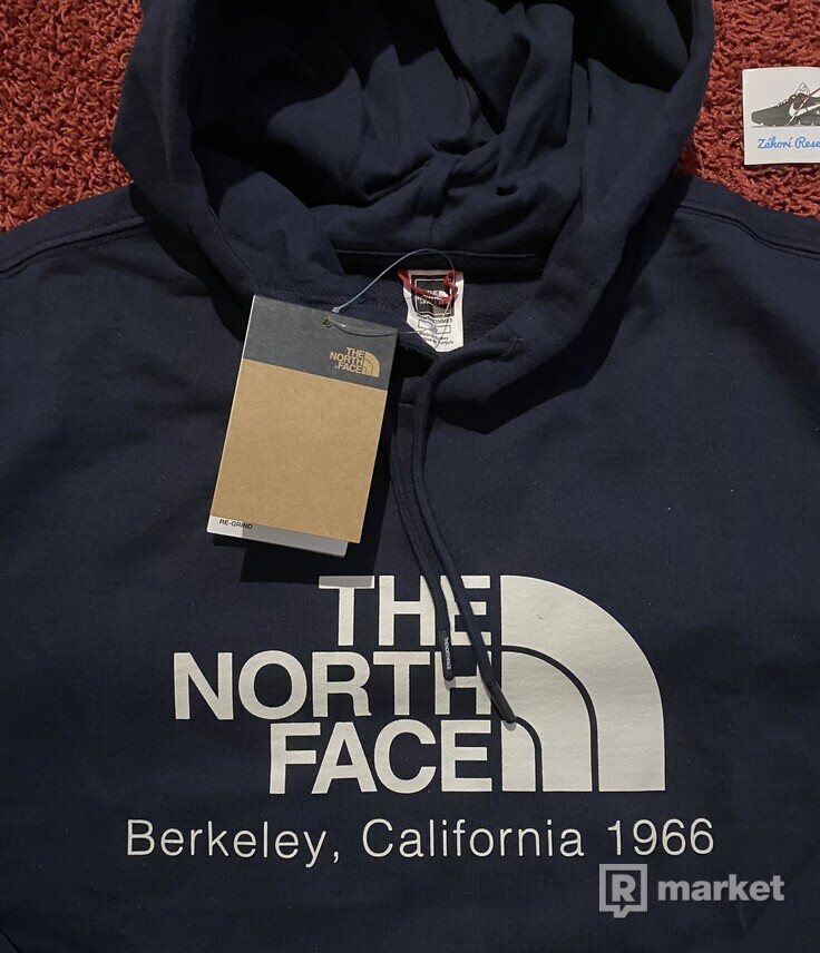 The North Face mikina
