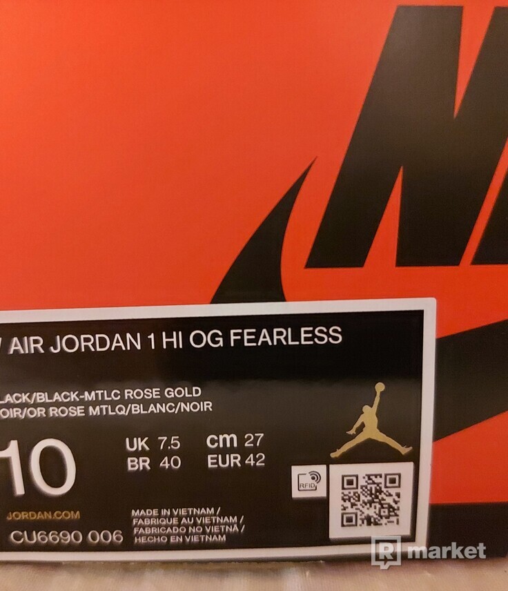 Jordan 1 Retro High Fearless Metallic Rose Gold (W)