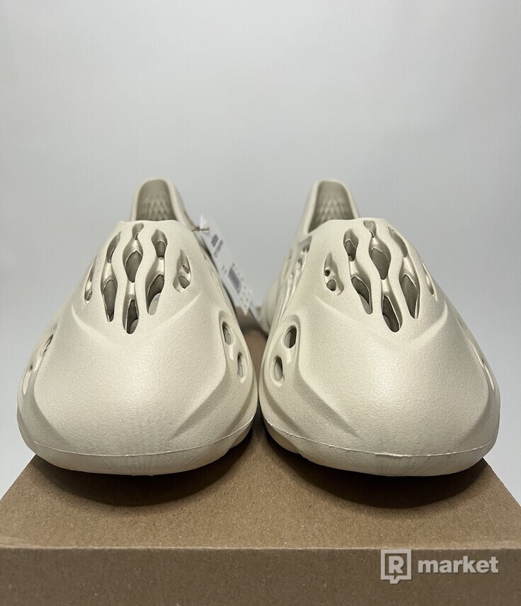 Adidas Yeezy Foam RNNR/Runner - Sand